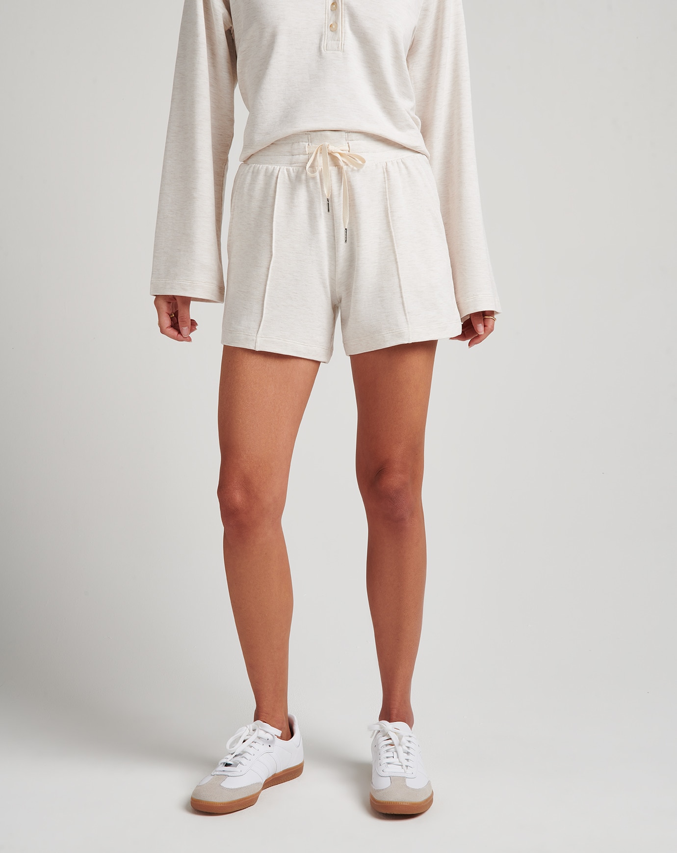 SALT IN THE AIR CLOUD FRENCH TERRY SHORT 0